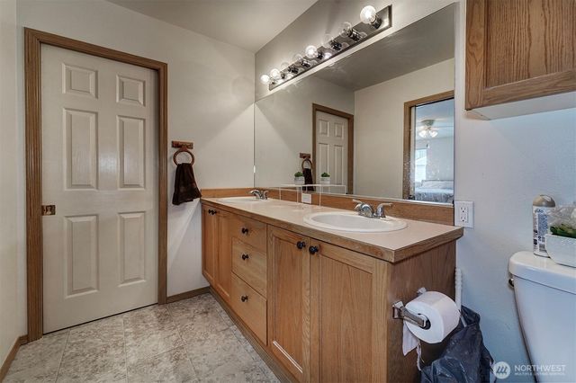 1299 NW Amanda Loop, Silverdale, WA 98383