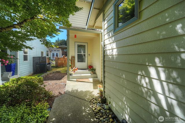 1299 NW Amanda Loop, Silverdale, WA 98383