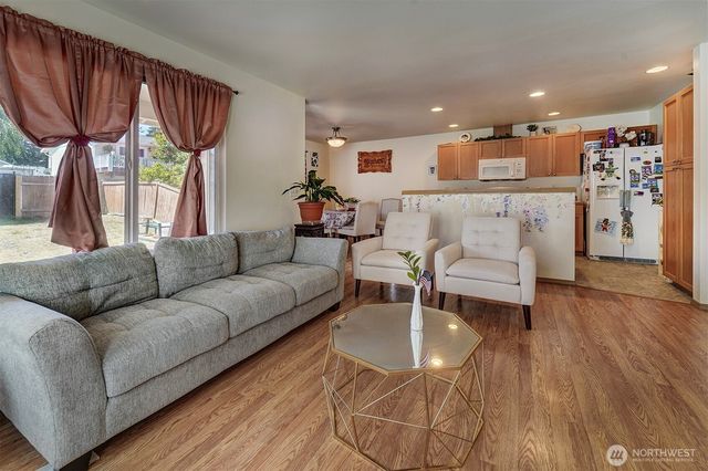 1299 NW Amanda Loop, Silverdale, WA 98383