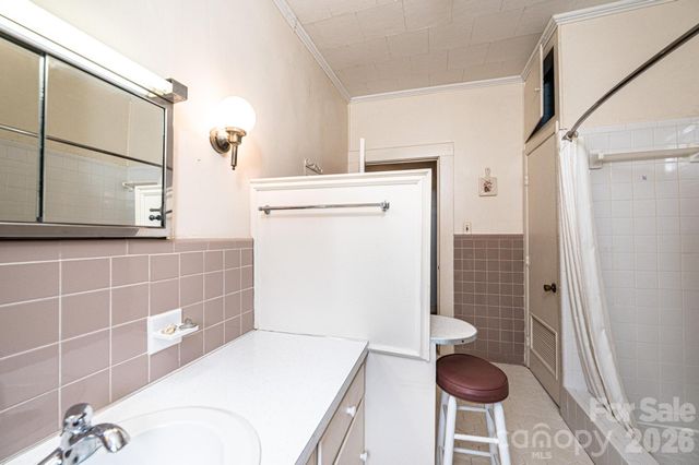 335 Harmon Street, Forest City, NC 28043