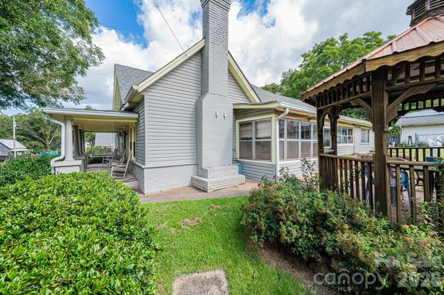 335 Harmon Street, Forest City, NC 28043