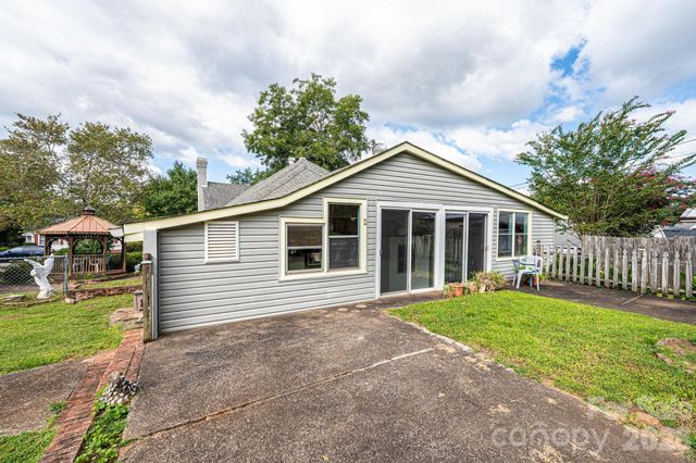 335 Harmon Street, Forest City, NC 28043