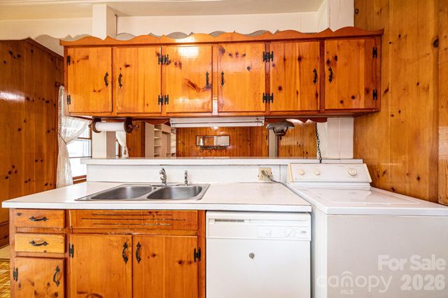 335 Harmon Street, Forest City, NC 28043