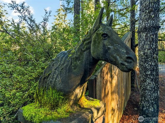 1121 E Timber Tides Drive, Union, WA 98592