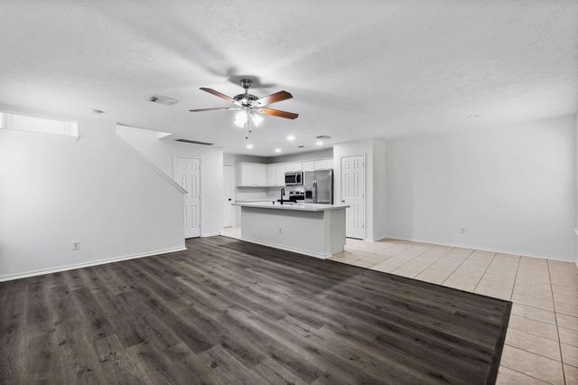 143 Anise Tree Place, The Woodlands, TX 77382