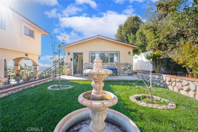 2240 Foothill Boulevard, Santa Ana, CA 92705
