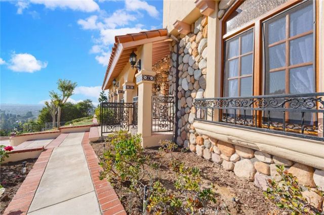 2240 Foothill Boulevard, Santa Ana, CA 92705