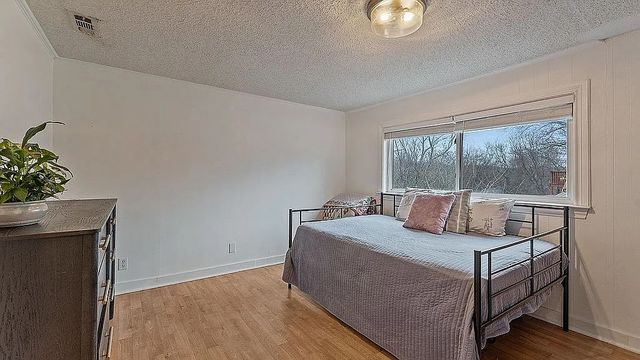230 Stone Bridge Road, Fayetteville, AR 72701