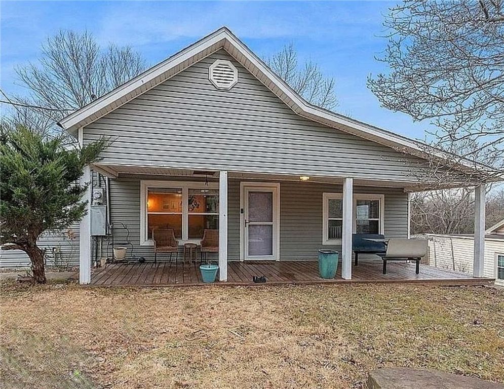230 Stone Bridge Road, Fayetteville, AR 72701