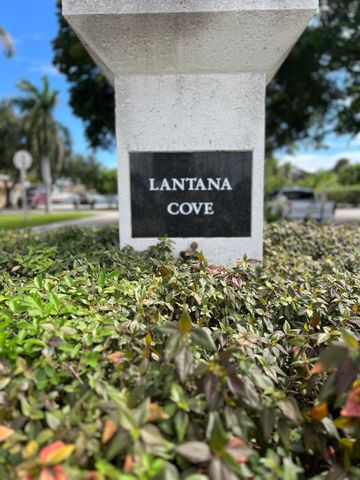 814 S Lake Drive, Lantana, FL 33462