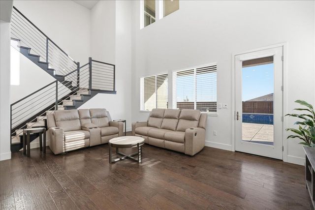 4736 Holliday Ln, El Dorado Hills, CA 95762