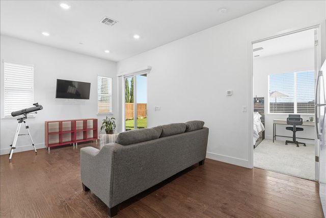 4736 Holliday Ln, El Dorado Hills, CA 95762