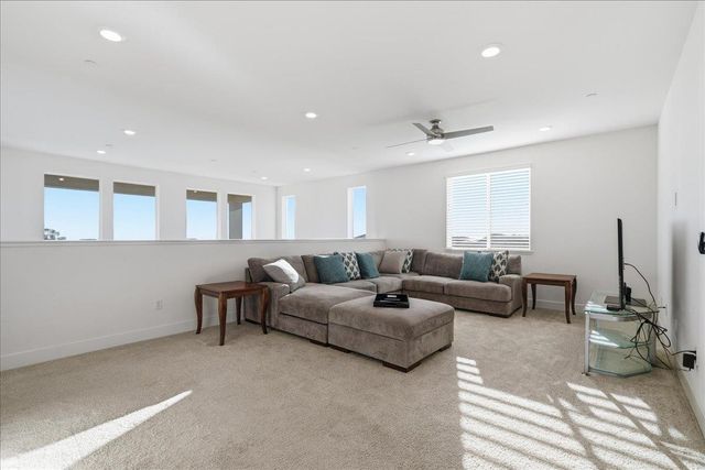 4736 Holliday Ln, El Dorado Hills, CA 95762
