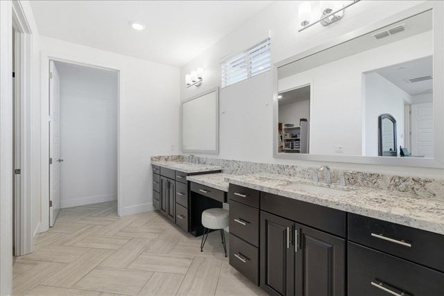 4736 Holliday Ln, El Dorado Hills, CA 95762