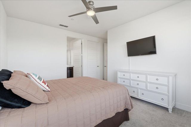 4736 Holliday Ln, El Dorado Hills, CA 95762
