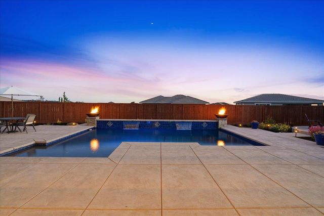 4736 Holliday Ln, El Dorado Hills, CA 95762