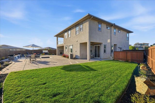 4736 Holliday Ln, El Dorado Hills, CA 95762