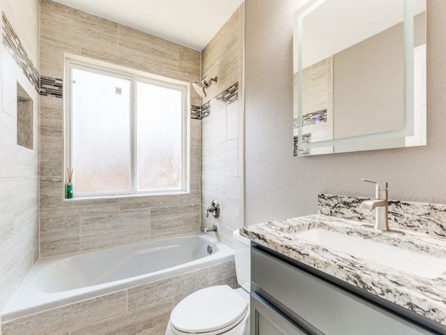 3307 Cliffview Drive, Corinth, TX 76210