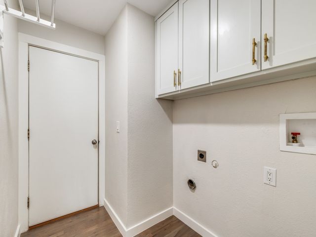 3307 Cliffview Drive, Corinth, TX 76210