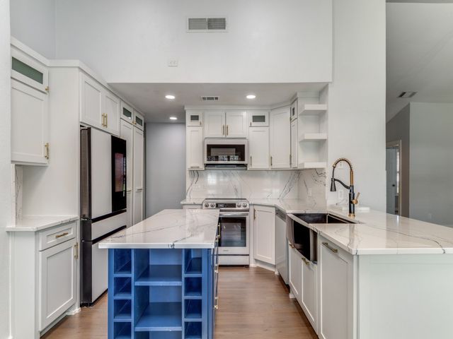 3307 Cliffview Drive, Corinth, TX 76210