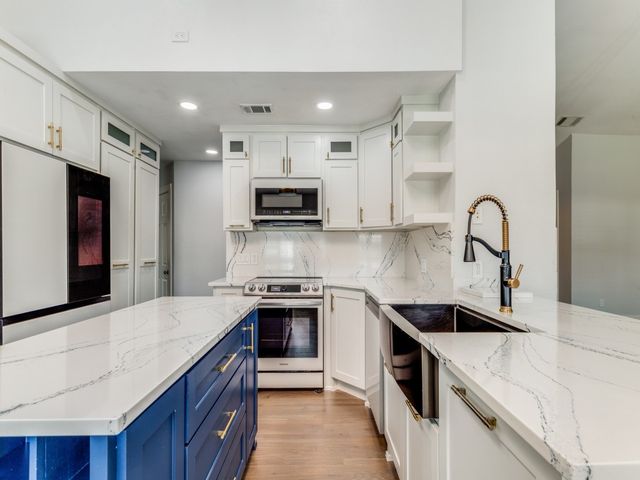 3307 Cliffview Drive, Corinth, TX 76210