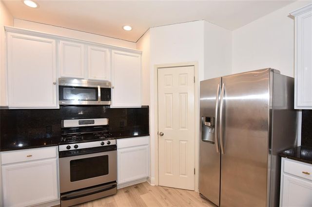 1503 Natural Bridge LN, Pflugerville, TX 78660