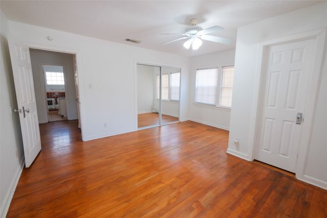 3900 Dexter Avenue, Fort Worth, TX 76107