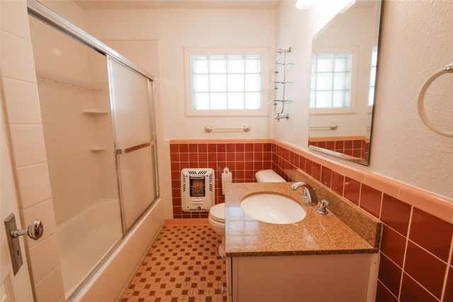 3900 Dexter Avenue, Fort Worth, TX 76107