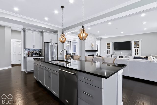 10428 Vermillion Drive, Fortville, IN 46040