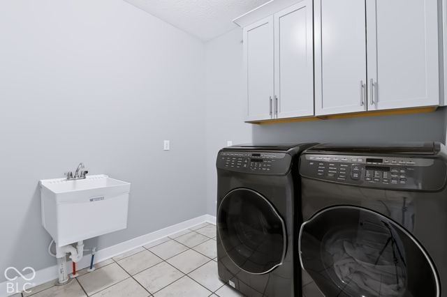 10428 Vermillion Drive, Fortville, IN 46040