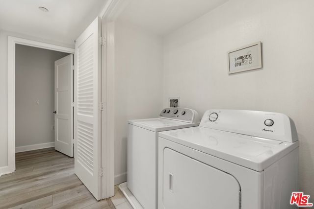 14412 Killion Street 205, Sherman Oaks, CA 91401