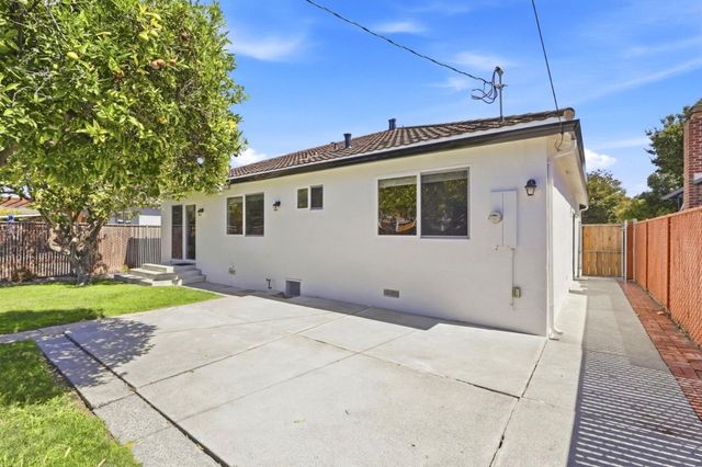 1025 Fulton Avenue, Sunnyvale, CA 94089
