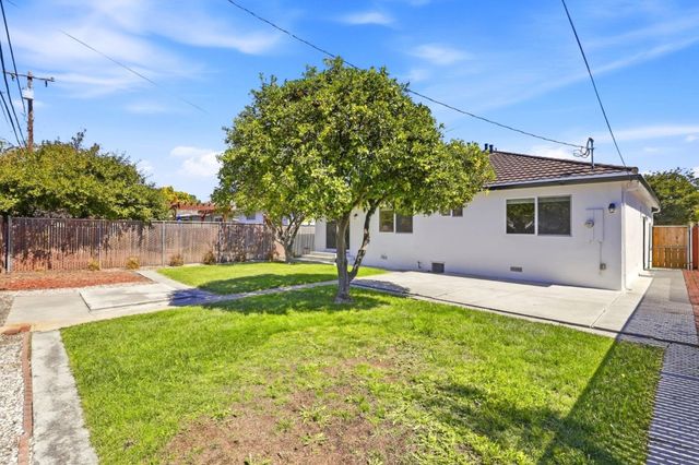 1025 Fulton Avenue, Sunnyvale, CA 94089