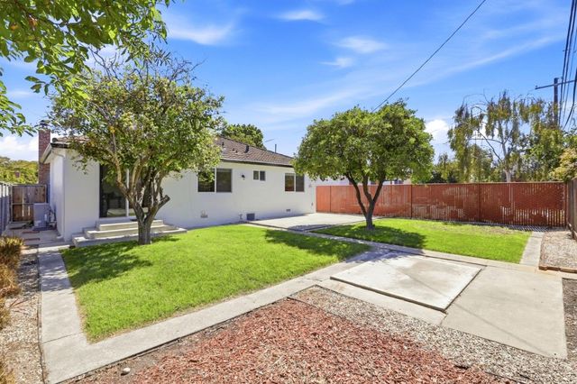 1025 Fulton Avenue, Sunnyvale, CA 94089