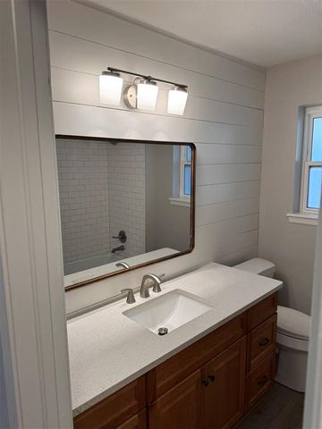 712 Willow Ridge Place, Edmond, OK 73003