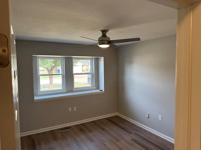 712 Willow Ridge Place, Edmond, OK 73003