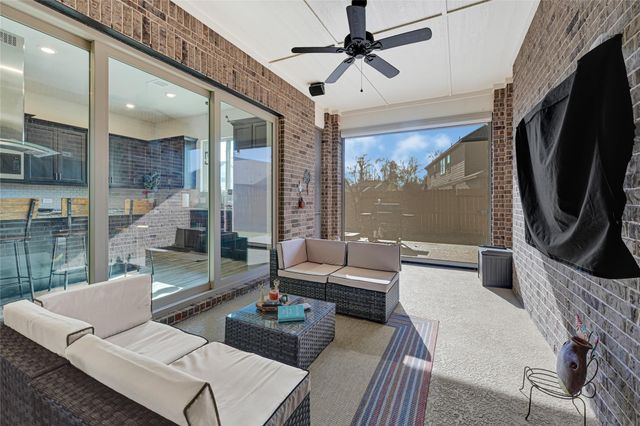 27533 Vivace Drive, Spring, TX 77386