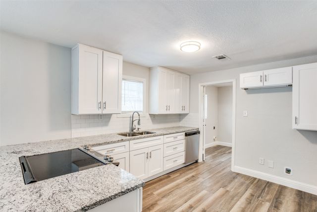 2216 Marburg Street, Dallas, TX 75215