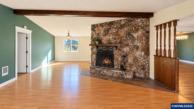 10646 Sunnyside Rd SE, Jefferson, OR 97352
