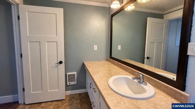 10646 Sunnyside Rd SE, Jefferson, OR 97352