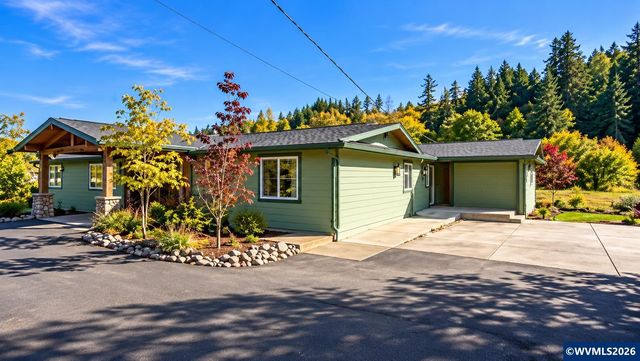 10646 Sunnyside Rd SE, Jefferson, OR 97352