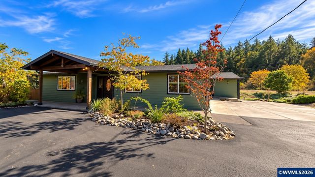 10646 Sunnyside Rd SE, Jefferson, OR 97352
