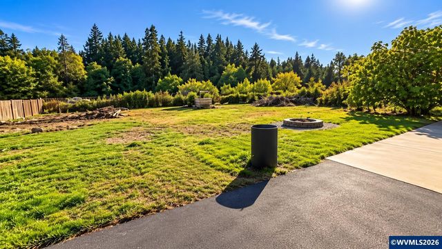 10646 Sunnyside Rd SE, Jefferson, OR 97352