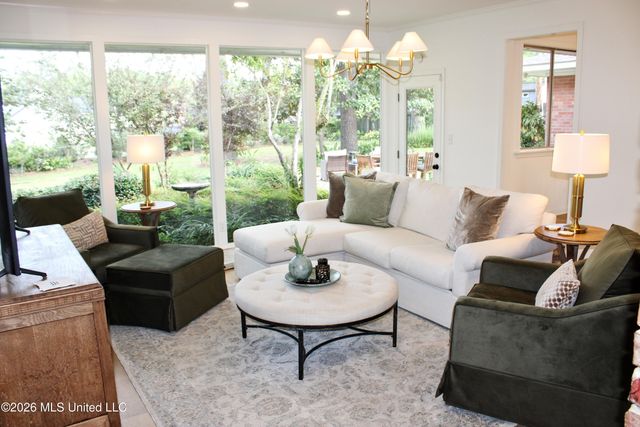 3918 Rhymes Place, Jackson, MS 39211