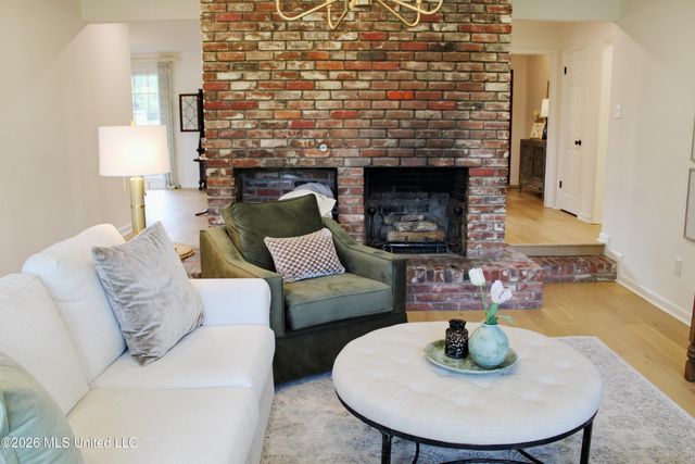 3918 Rhymes Place, Jackson, MS 39211