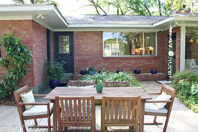 3918 Rhymes Place, Jackson, MS 39211