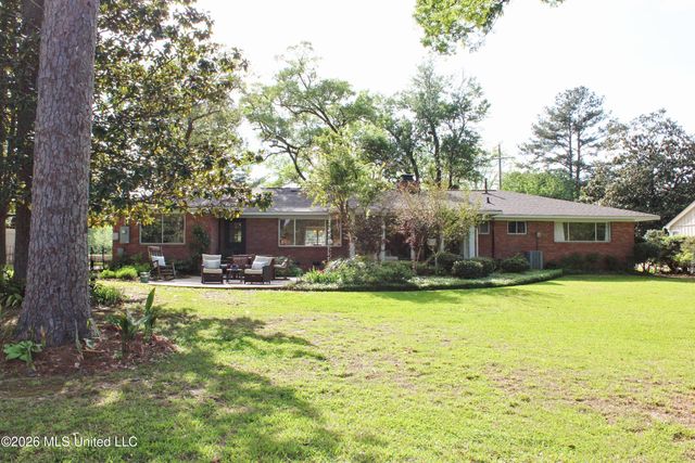 3918 Rhymes Place, Jackson, MS 39211
