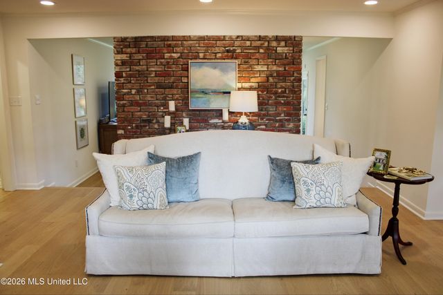 3918 Rhymes Place, Jackson, MS 39211