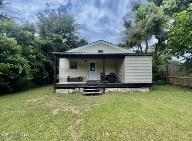 331 Commerce Street, Gulfport, MS 39507