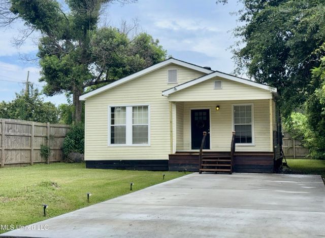 331 Commerce Street, Gulfport, MS 39507